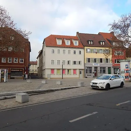Apartment Ferienwohnung Mitten Im Herzen Der Stadt